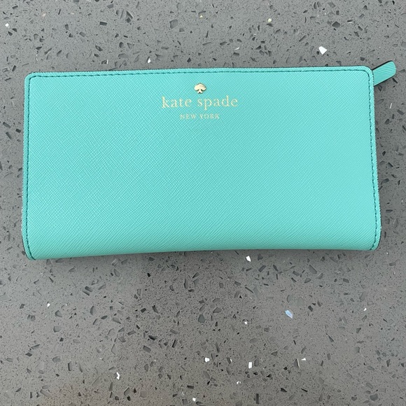 kate spade Handbags - Kate ♠️ Spade Wallet
